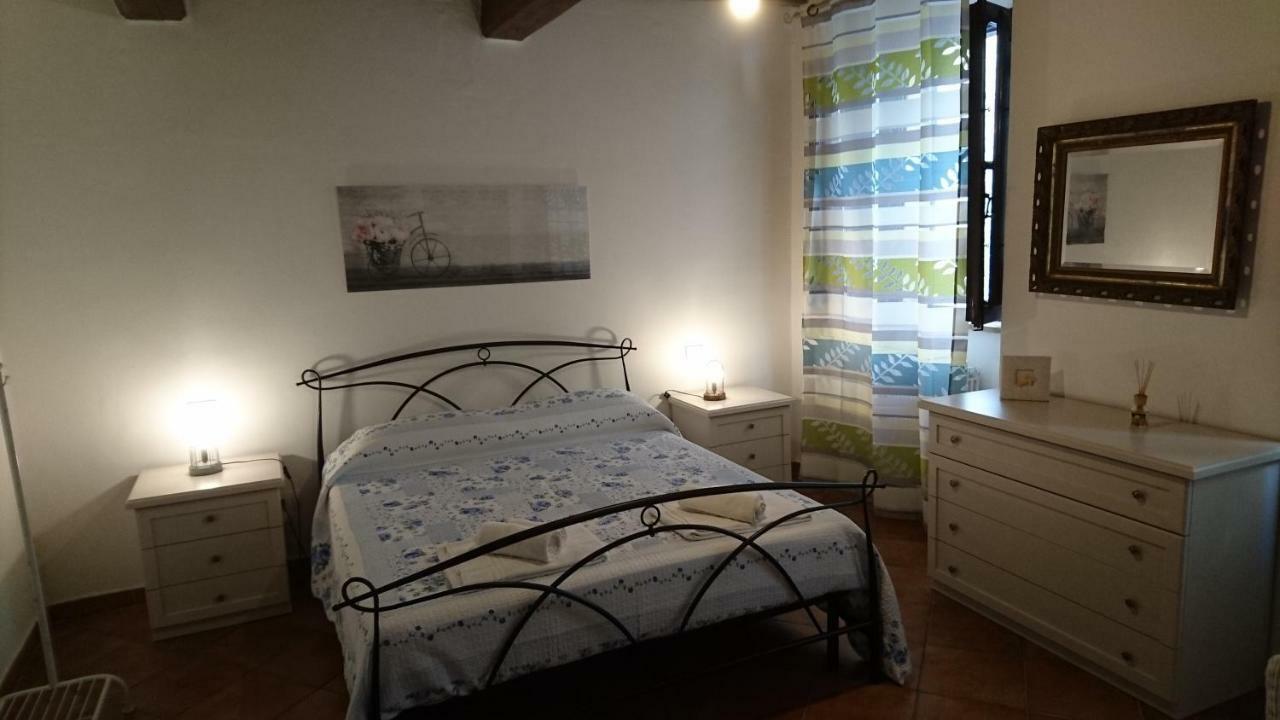 Holiday House Montepulciano - La Piana Bagian luar foto